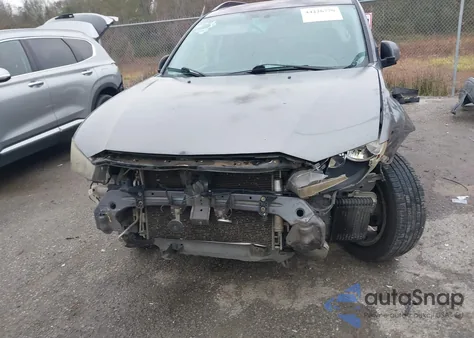 2010 Mitsubishi Outlander Xls z USA, uszkodzony, nr VIN JA4JS4AX4AZ002472